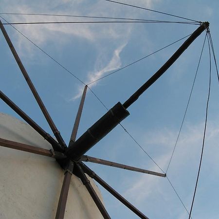 Milos Vaos Windmill Plaka  Exterior foto