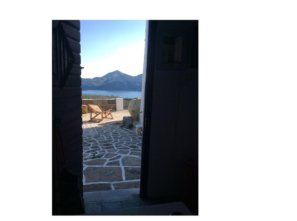 Milos Vaos Windmill Plaka  Exterior foto